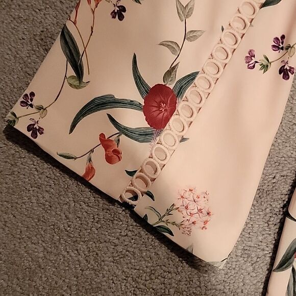 Keepsake Indulge mini floral dress - Picture 11 of 12